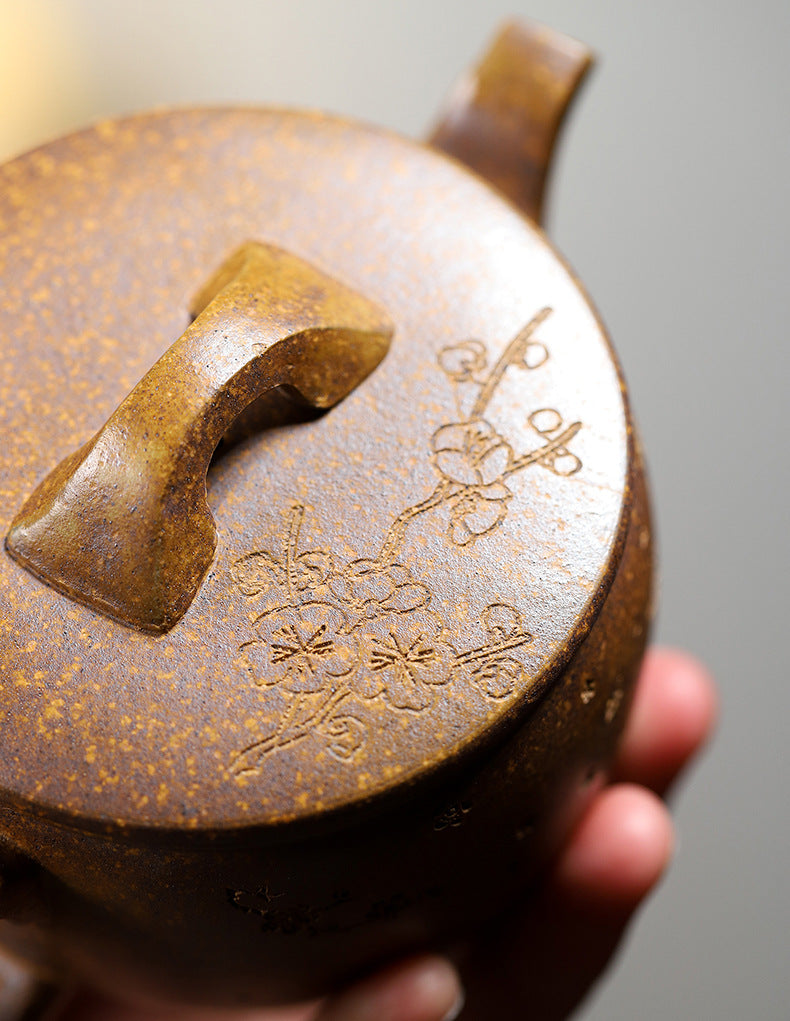 Handmade Yixing Zisha Yellow Clay Teapot - Duan Clay Hanwa Teapot - 210ml Capacity