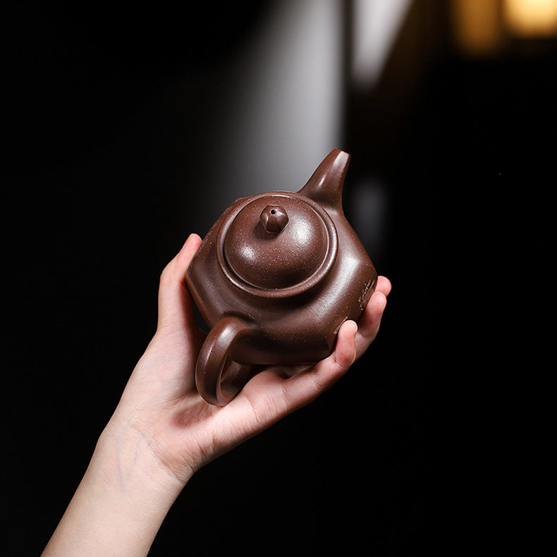 Handmadet Yixing Purple Zisha Clay Teapot with Carved Graphic, 280ml Capacity
