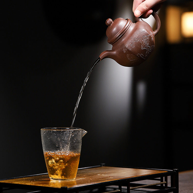 Handmadet Yixing Purple Zisha Clay Teapot with Carved Graphic, 280ml Capacity